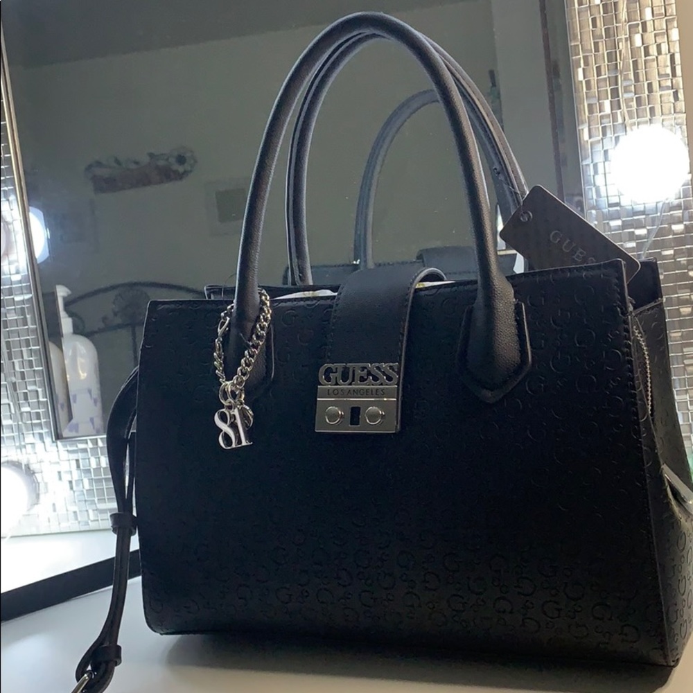 Guess cross body